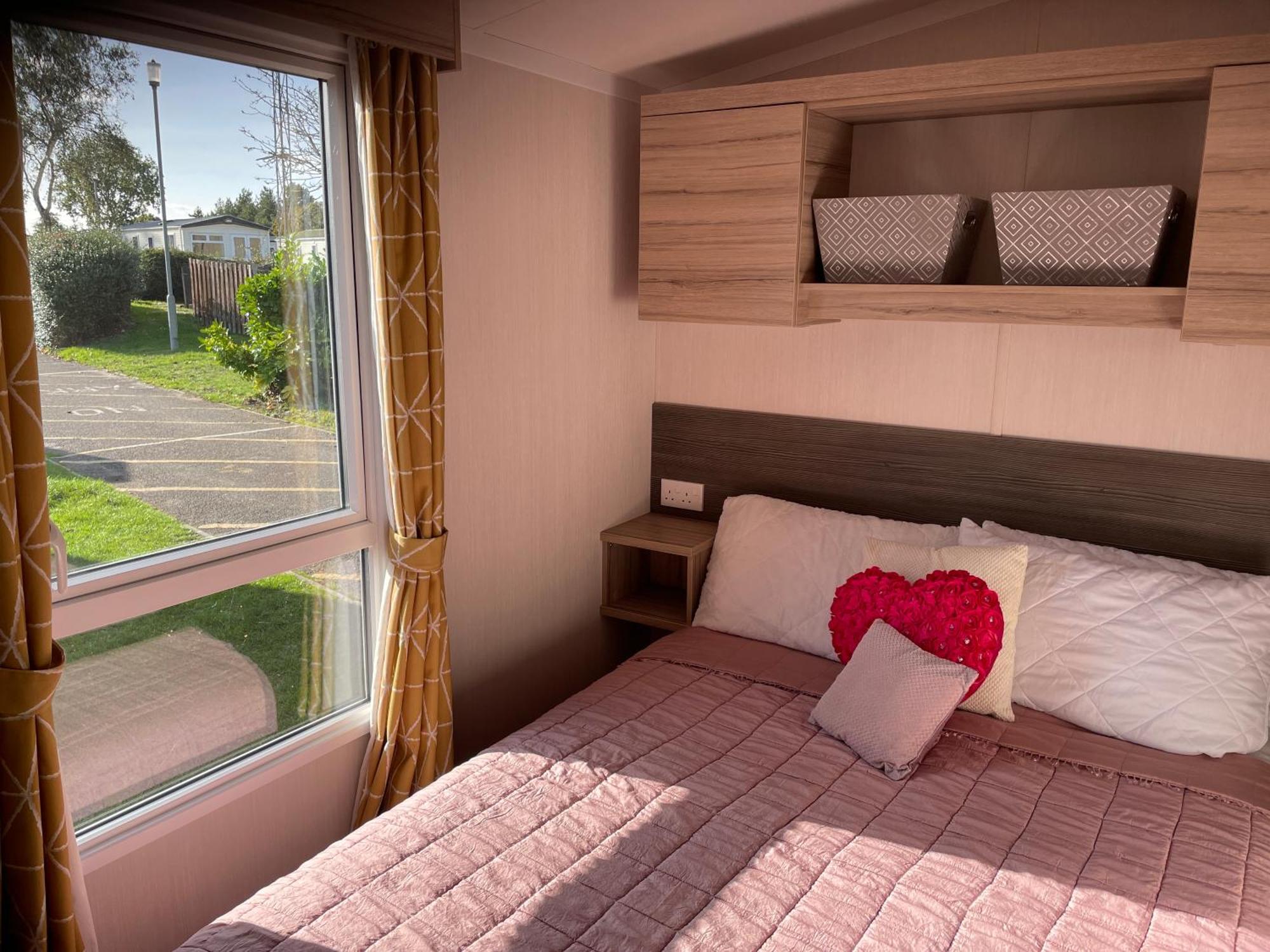 Rockley Park Private Holiday Homes Пул Экстерьер фото