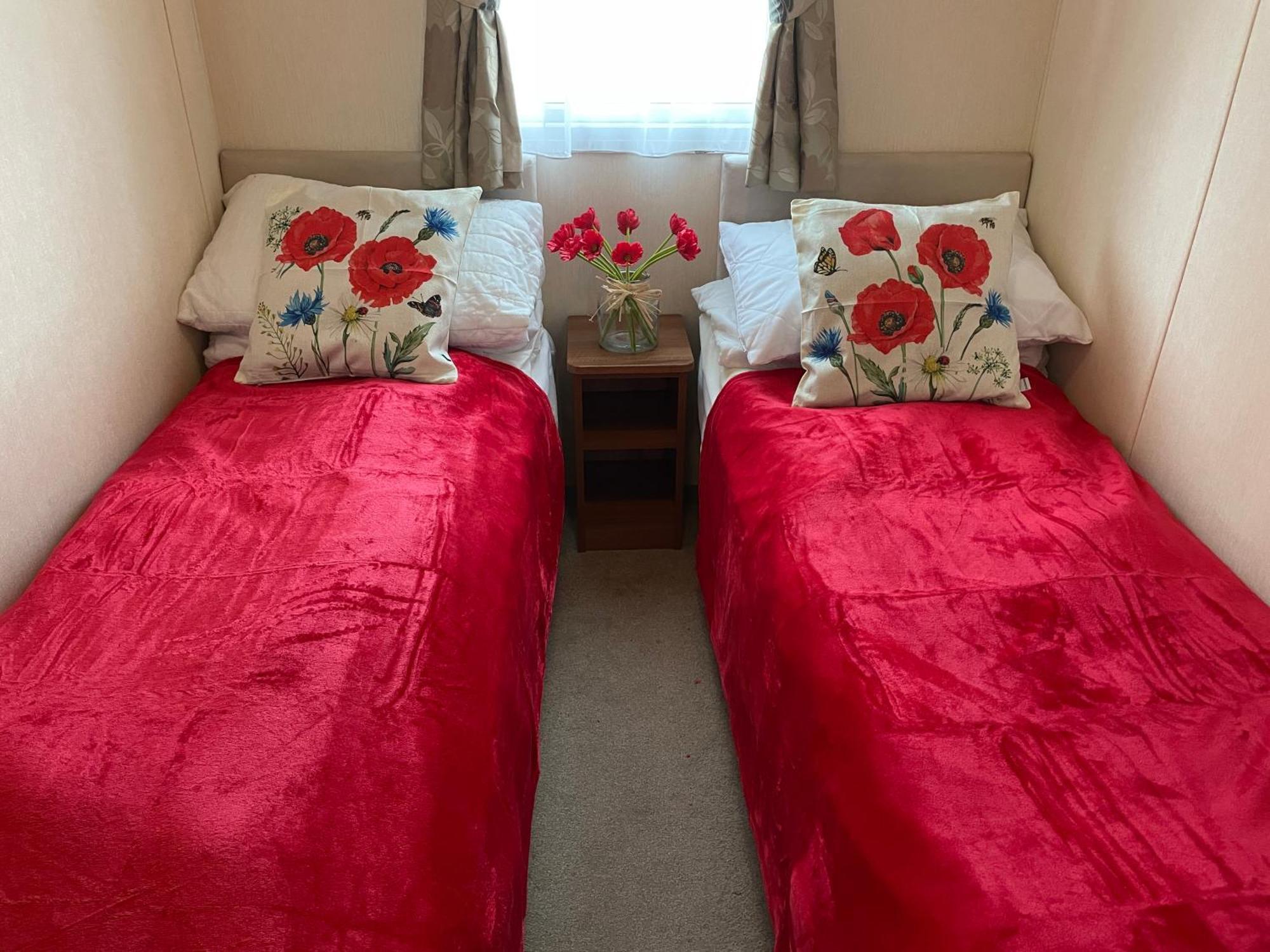 Rockley Park Private Holiday Homes Пул Экстерьер фото