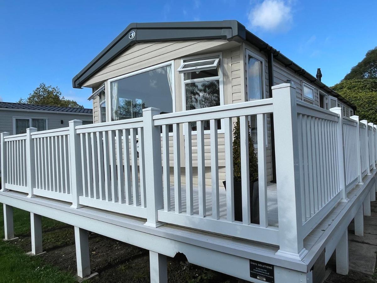 Rockley Park Private Holiday Homes Пул Экстерьер фото