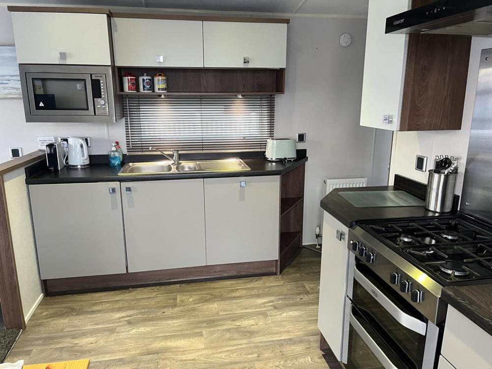 Rockley Park Private Holiday Homes Пул Экстерьер фото